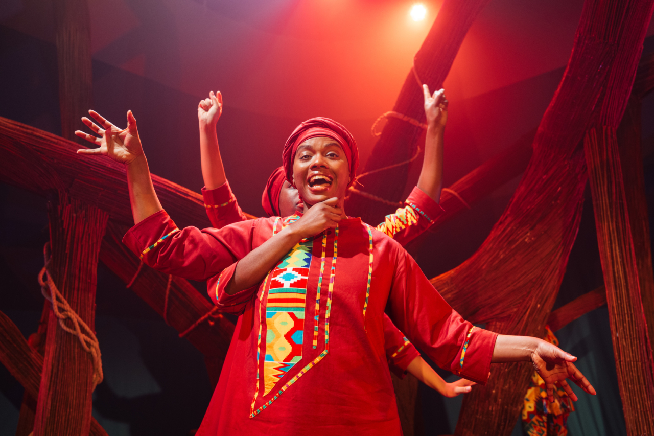 Anansi the Spider Unicorn prodction Helen Murray 123 1